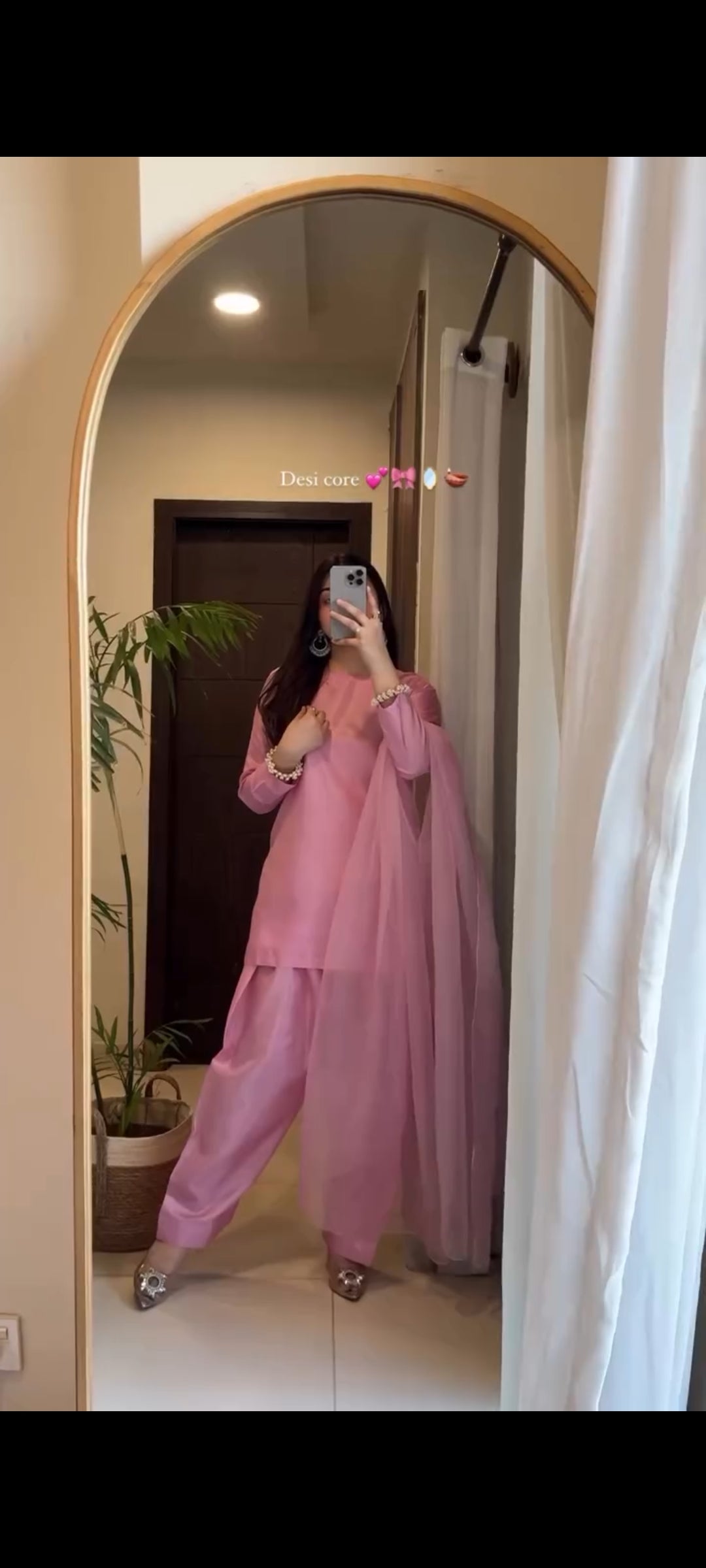 Pink Farshi Outfitt