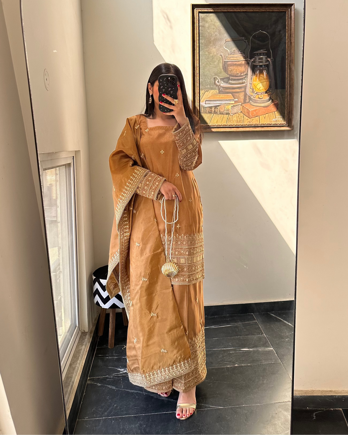 Gold EMB-119